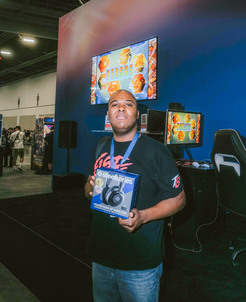 SteelSeries's tweet photo. yesterday’s winners👊

#EVO2024 

more headsets up for grabs today get to the Capcom booth ASAP🏃💨 https://t.co/Ajg9ebIead