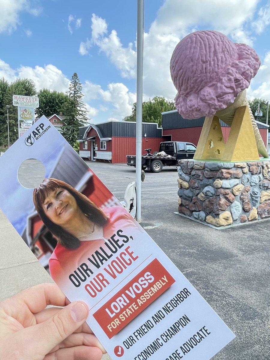 AFPWI's tweet photo. I scream, you scream, we all scream for…..electing Lori Voss to represent the 69th AD!
Lori learned the value of hard work growing up on a dairy farm.
Now she spends her time running a small business and serving up delicious ice cream.
Our Values, Our Voice
🍦#VoteVoss🍦 https://t.co/9ZhksVQaYT