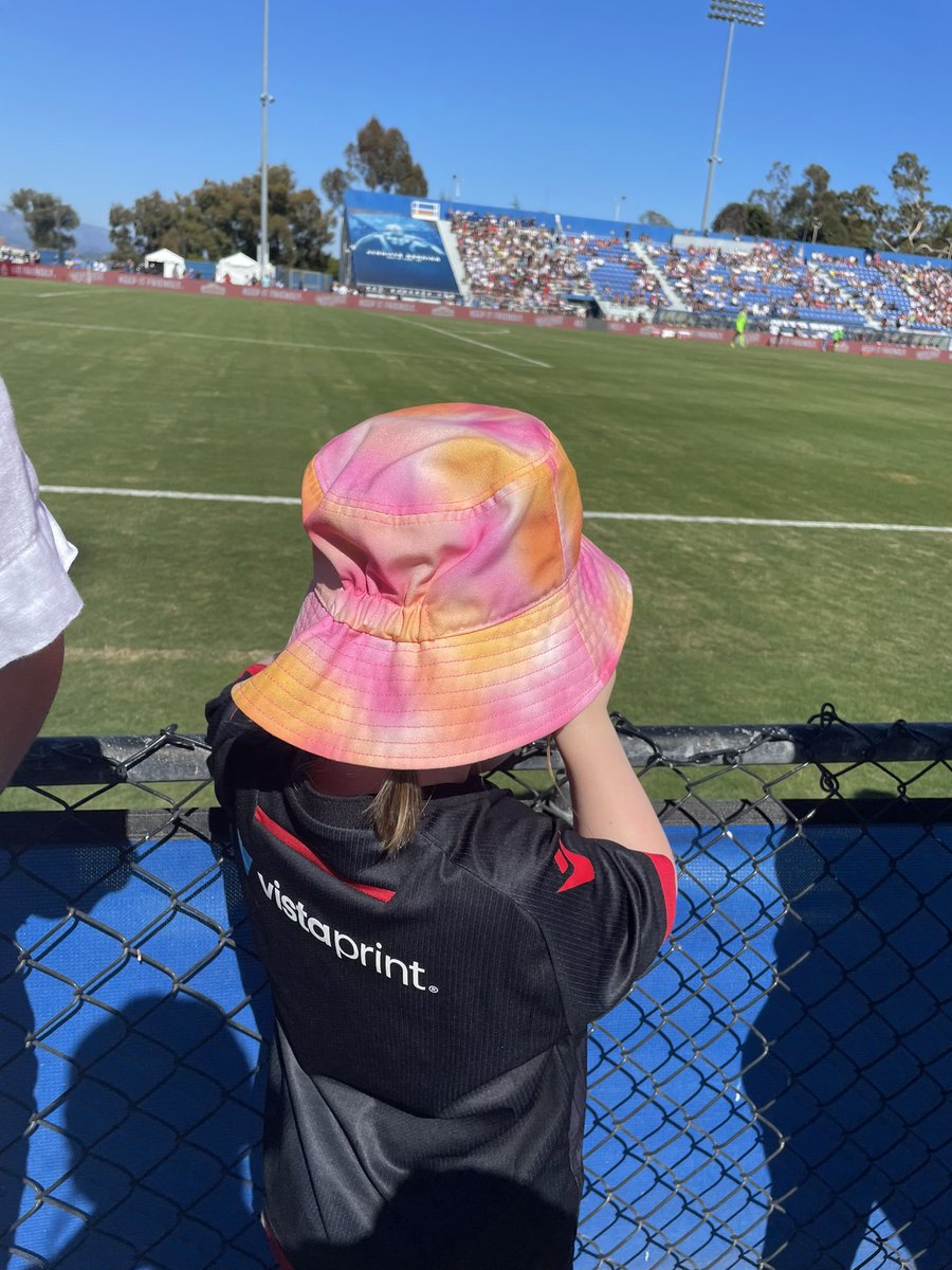 Merched Y Cae Ras tweet media