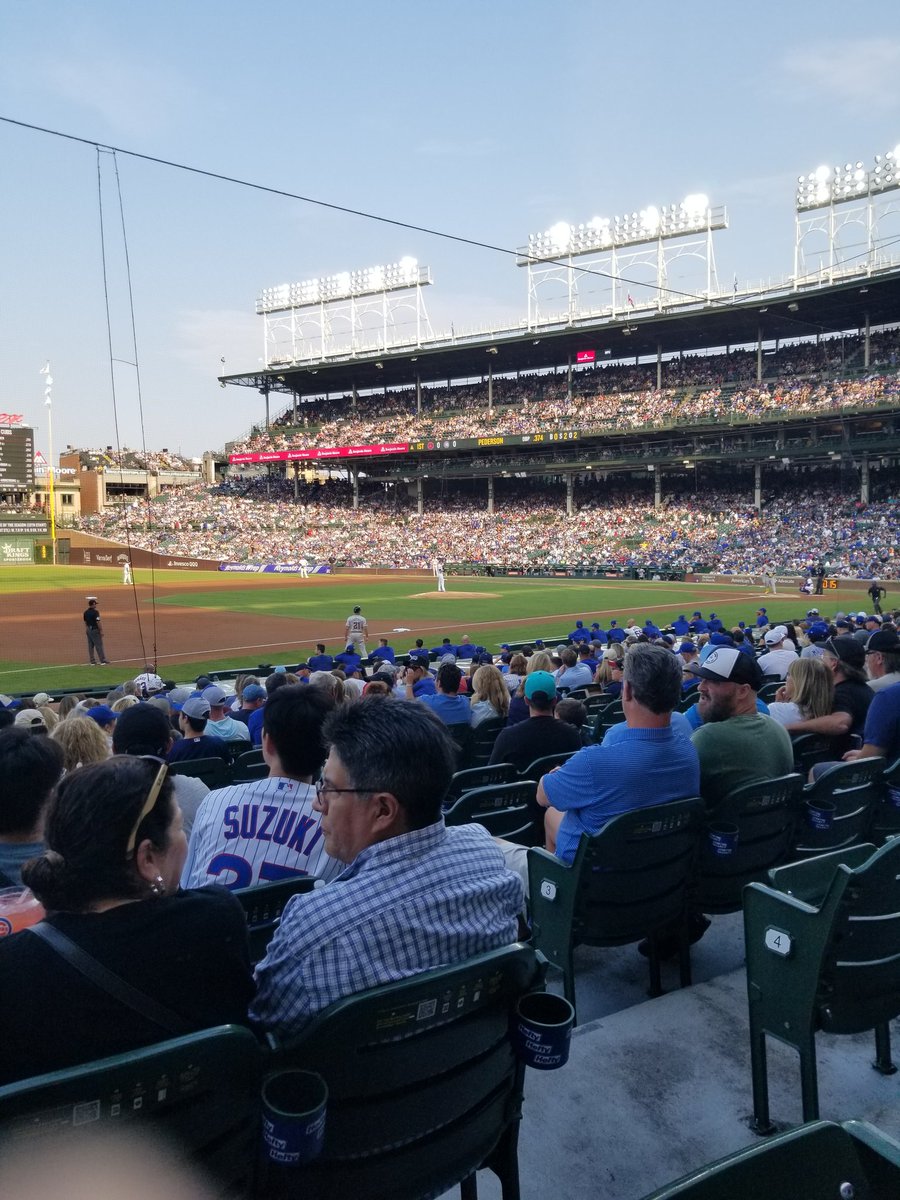 mikesamis's tweet photo. Been too long. What a night! https://t.co/Ww8OJUVyyW