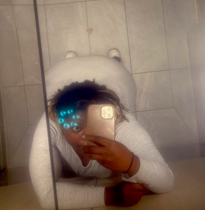 What I look like&hellip; tryna get faded &amp; fuck.   HMU 🤙🏾 https://t.co/q9tijSlxLU