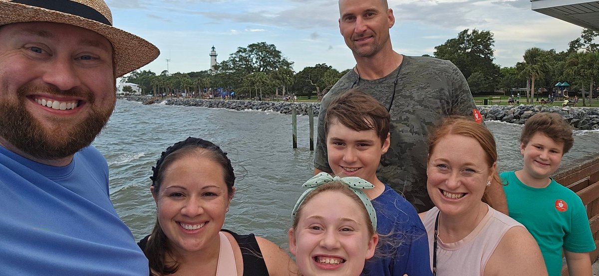PJ_Dunn's tweet photo. Summer is over ๐ญ but excited to spend our last weekend with Krissy Johnson and family๐ซถ! Fall @GABaptist SPARK Conference here we come๐! #bettertogether #discipleship #Spark24 https://t.co/1afkv9xNmG