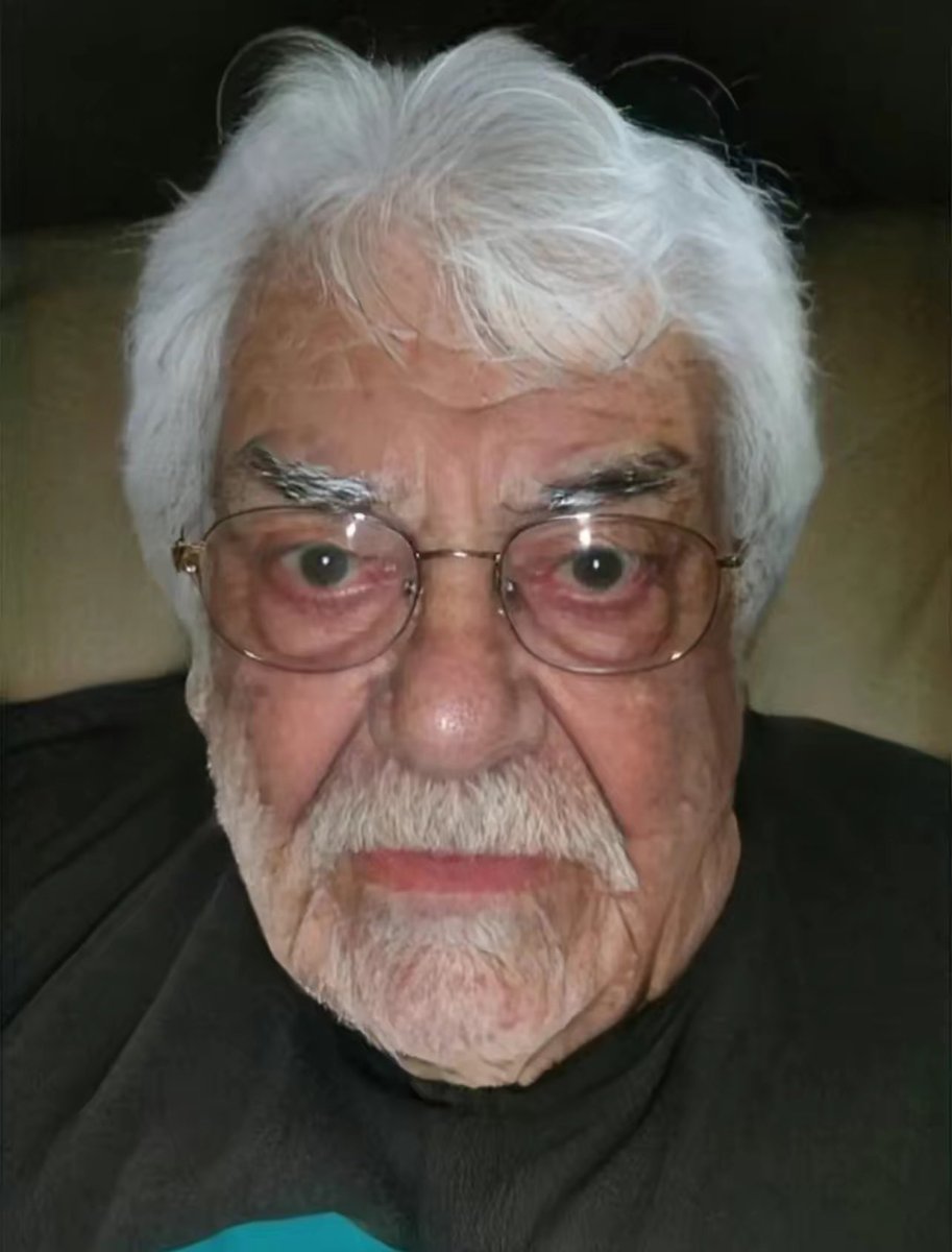 amiessong's tweet image. #selfieday