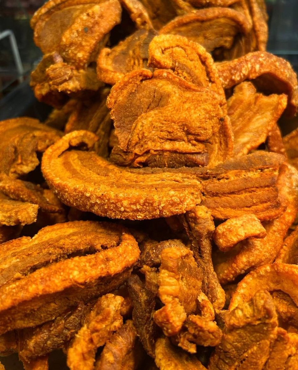 Taqueromuxo's tweet photo. Solo por ser Sábado
Chicharrones bien crocantes y deliciosos
Re Light🫣😎
#FlufluVolo
Vení o Pedinos
📍Sebastián Gaboto y Alejandro Ravizza (Lambaré)
📱0986-829142
🗺️🔎Google Maps: *Taquero Muxo*
🇲🇽🌶️🇲🇽🌶️
#TaqueroMuxo #Mexico #ComidaMexicana #taco #Delivery #Paraguay #lambare https://t.co/TwDIoxK4Fv