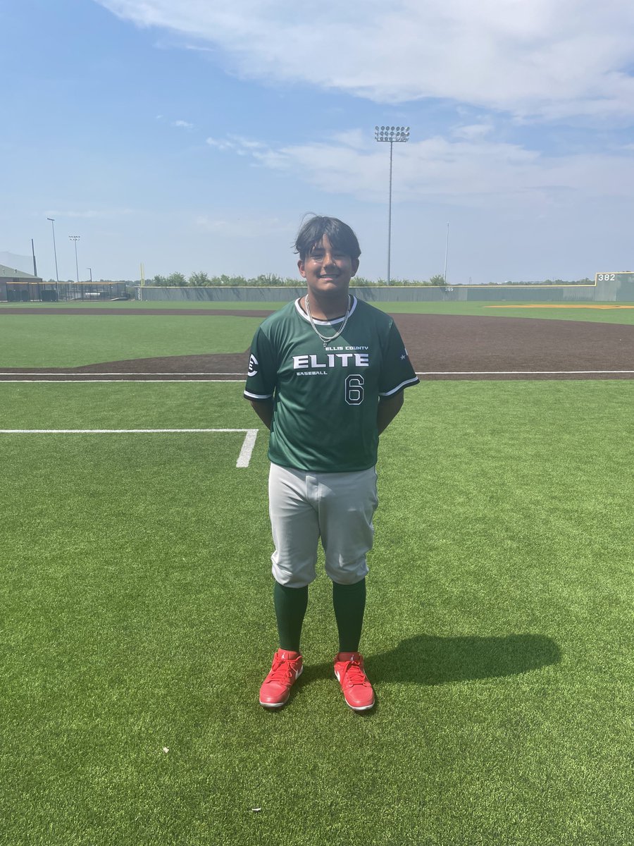 FiveToolTexas's tweet image. F: Ellis County Elite 8, Dallas Tigers Halford 0
PoG: @CalebBerumen 5 IP, 4K, H, 0 ER 
Hitter: @Andrew64842375 3-3