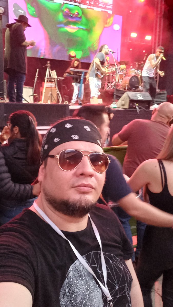 Willimeneses's tweet photo. #Bucaramanga también vive el #diaderock hoy #20Julio
Bandas locales y nacionales en una sola fiesta. 🤘 https://t.co/HZ6B6G67HH