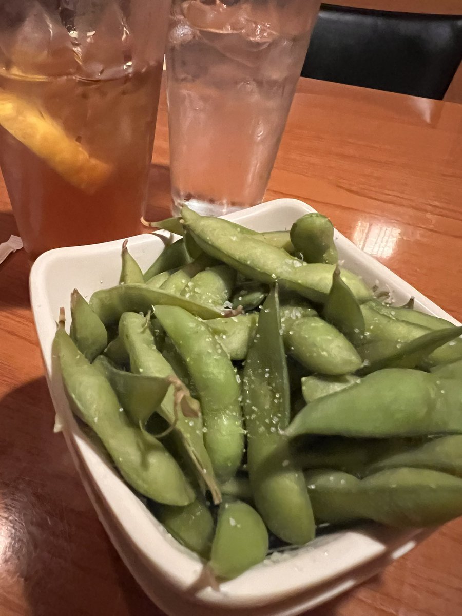 MTCarboni's tweet photo. Love me some edamame https://t.co/vmmM4JHQJt