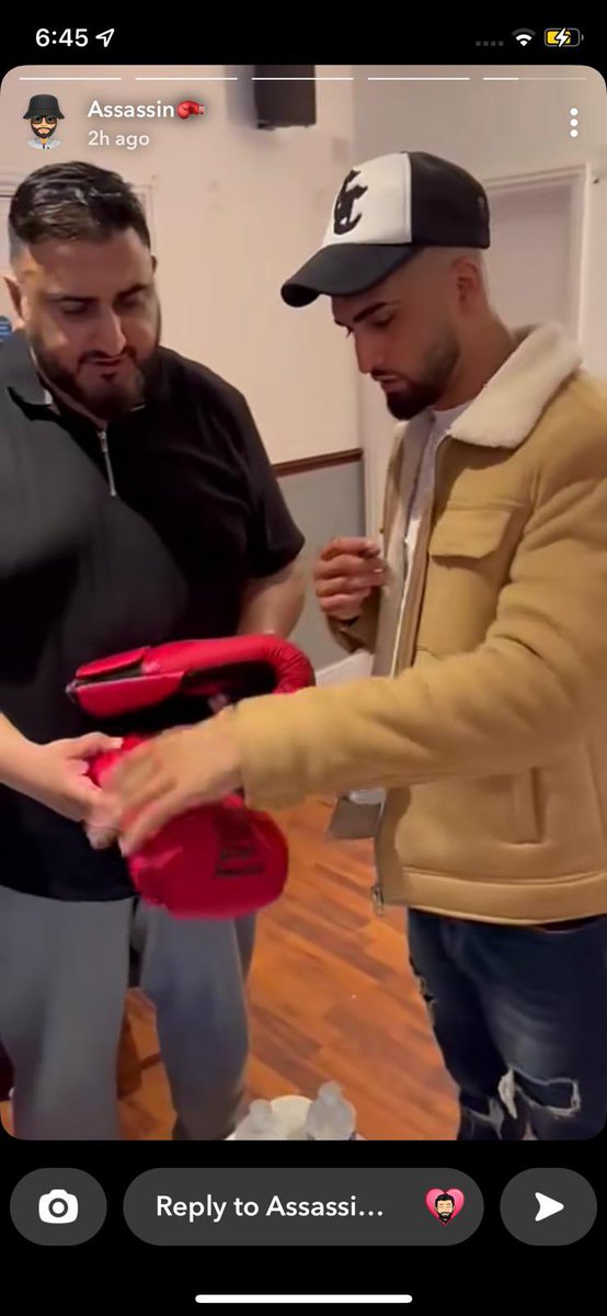 Great meeting the local based European Champion Adam Azim at a local football awards evening. Excellent personality and a great attitude. Some great lessons for the youth and really nice for him to take some time out for the community 👍

#teamazim #community