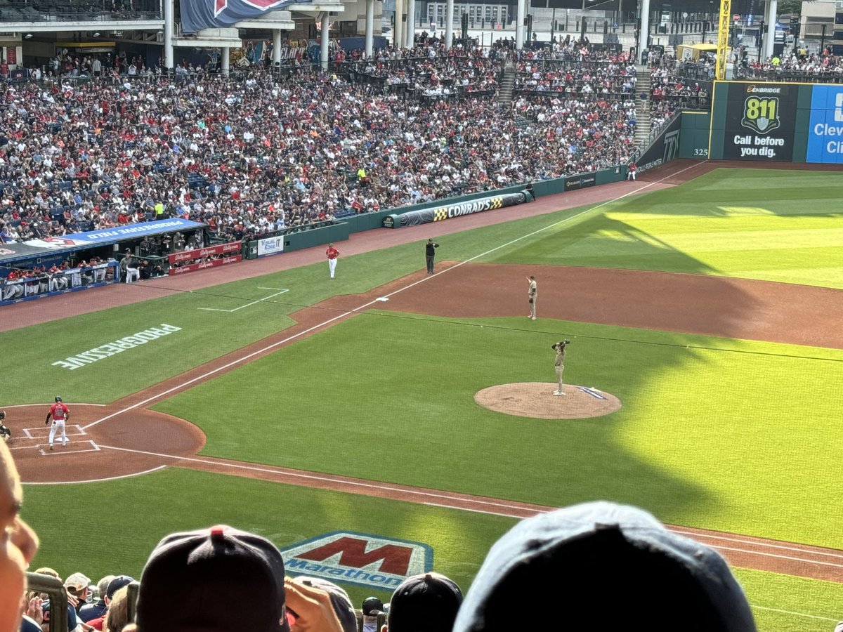 MrLamphear's tweet photo. Let’s go @CleGuardians https://t.co/EqdAbirtGo