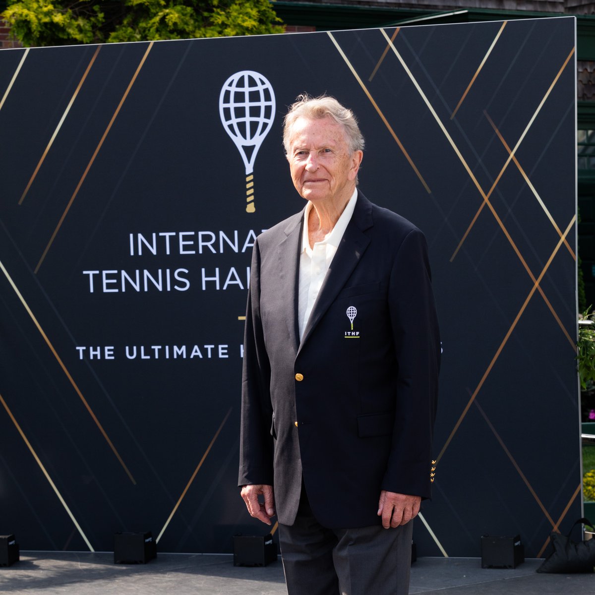 Infosys's tweet image. Infosys would like to congratulate @Leander, @Vijay_Amritraj, and Richard Evans on their induction into Newport’s @TennisHalloFame on this historic day!

#ITHFWithInfosys #ExperienceTheNext