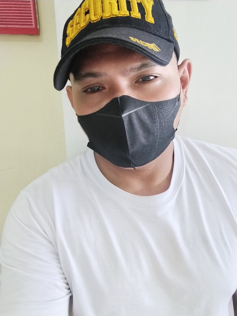 Ang hirap nmn ng ganito... Parang gusto ko ng sumabog kkaisip eh...
