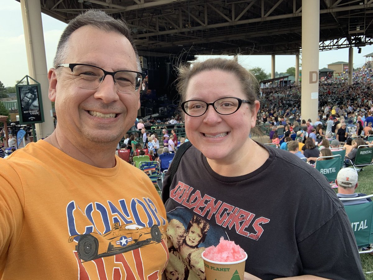 Got Mr Concerts shirt on!  <a href="/ConorDaly22/">Conor Daly</a>  lol

At the Earth Wind and Fire concert!

<a href="/EarthWindFire/">Earth, Wind & Fire</a> <a href="/ruoffmusicenter/">Ruoff Music Center</a>