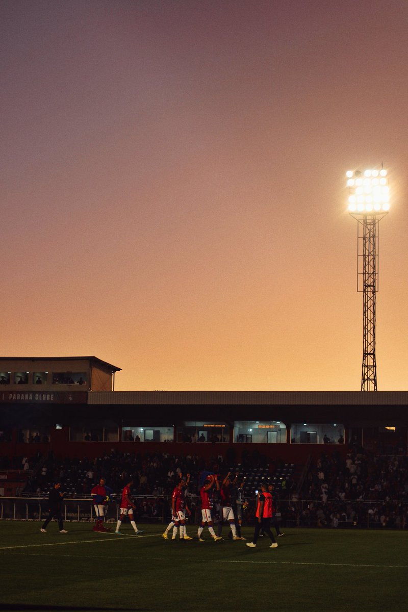 O Paranismo não faz sentido, é sentido! 🔴🔵⚪🏟️

#ChoquePRC 
<a href="/ParanaClube/">Paraná Clube</a> <a href="/paranistando/">loro josé paranista</a> <a href="/prmilgrau/">Paraná Mil Grau 🇹🇭</a> <a href="/InstaParanista/">Nação Paranista</a> <a href="/luizferraz_ofc/">Luiz Ferraz</a>
