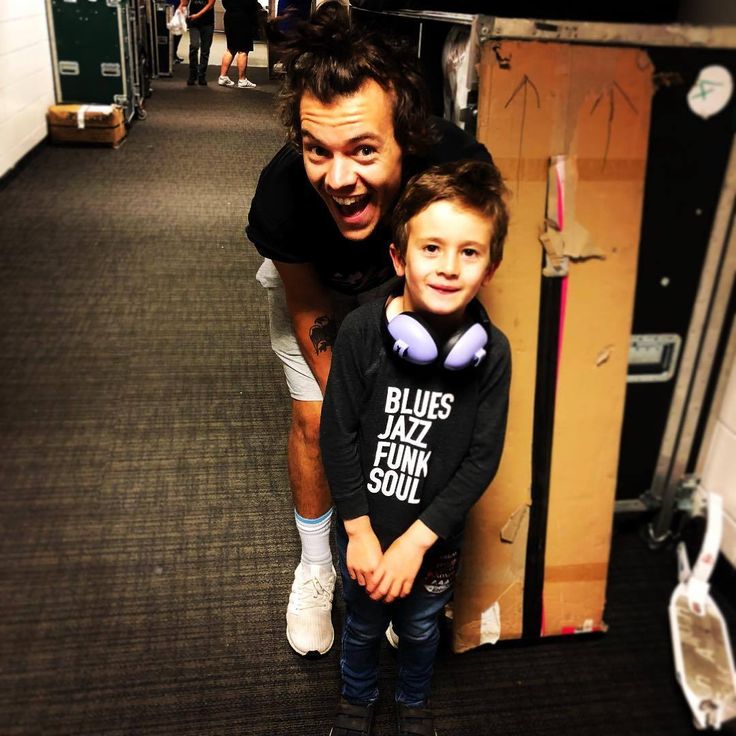 Mila 🧞‍♀️connor storrie’s bush tweet media