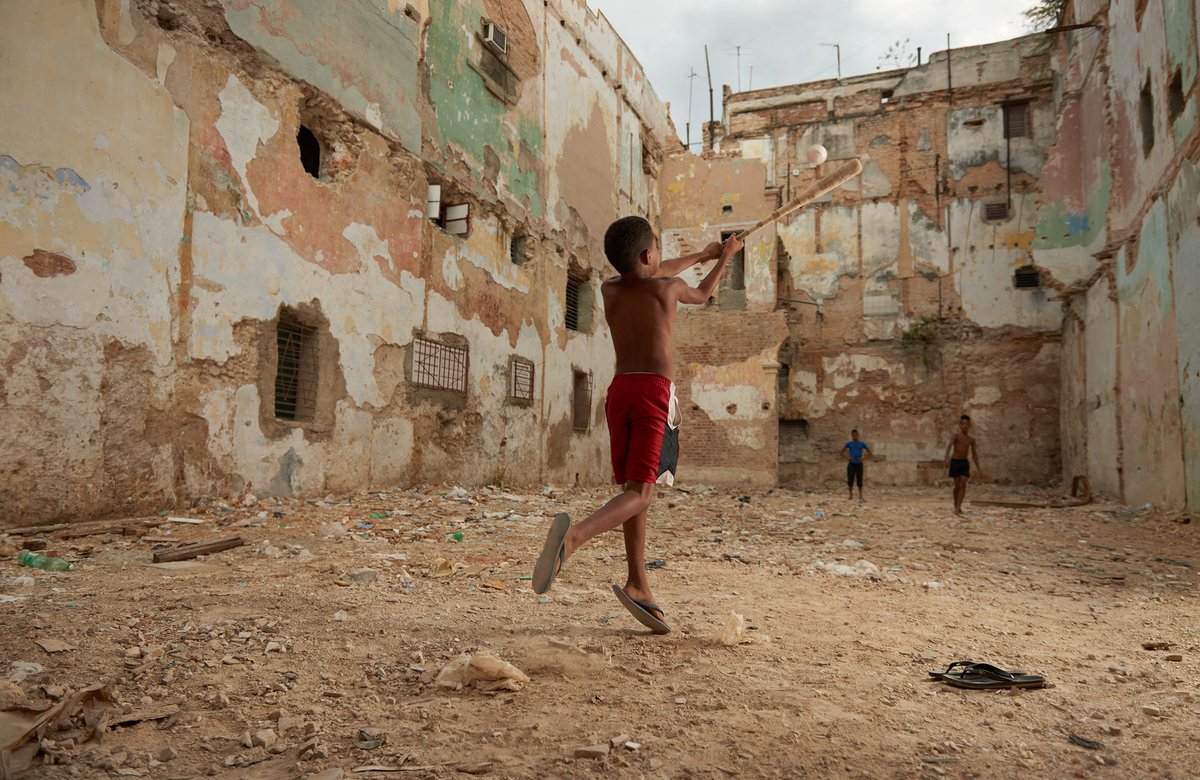 brettgaramella's tweet photo. Local kids play baseball in an abandoned space on Campanario street. A couple years later, this space was turned into a parking lot. Centro Habana, Cuba
#centrohabana #centralhavana #habana #havana #havanacuba #habanacuba #cuba #cubanbaseball #easton #eastonbaseball #pelotero https://t.co/Sxw5xClbwN