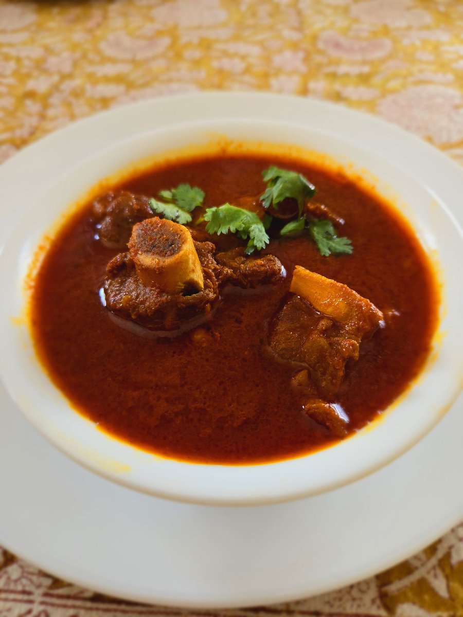 gauravbhangoo's tweet photo. Laal maas anyone ? #goodfood #laalmaas https://t.co/i6mhd3EHkd
