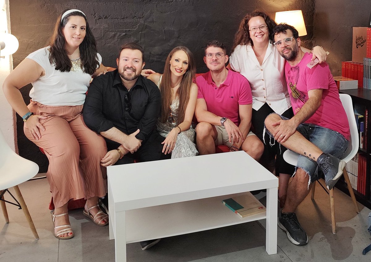 mgagod's tweet photo. Existen diferentes variedades de resaca. Pues yo hoy las tengo todas 😂
(1/2) https://t.co/YThRKLNZiF