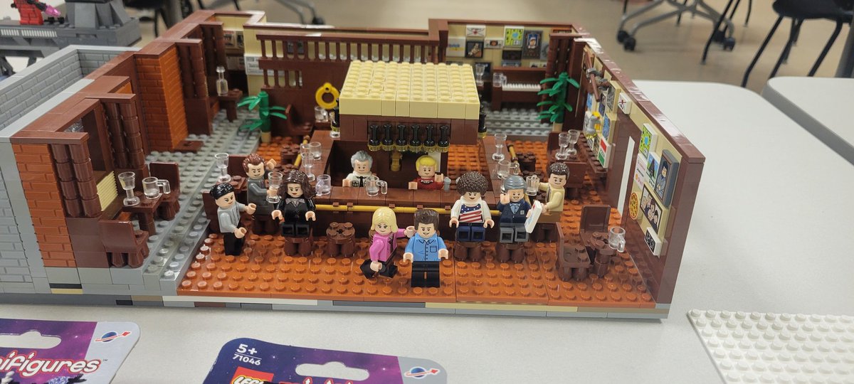 evil_toast916's tweet photo. NEEEEEEERDS!!!!!
@sac_bb
#sacbb #LEGO #RLUG https://t.co/QWbnLC8BFm