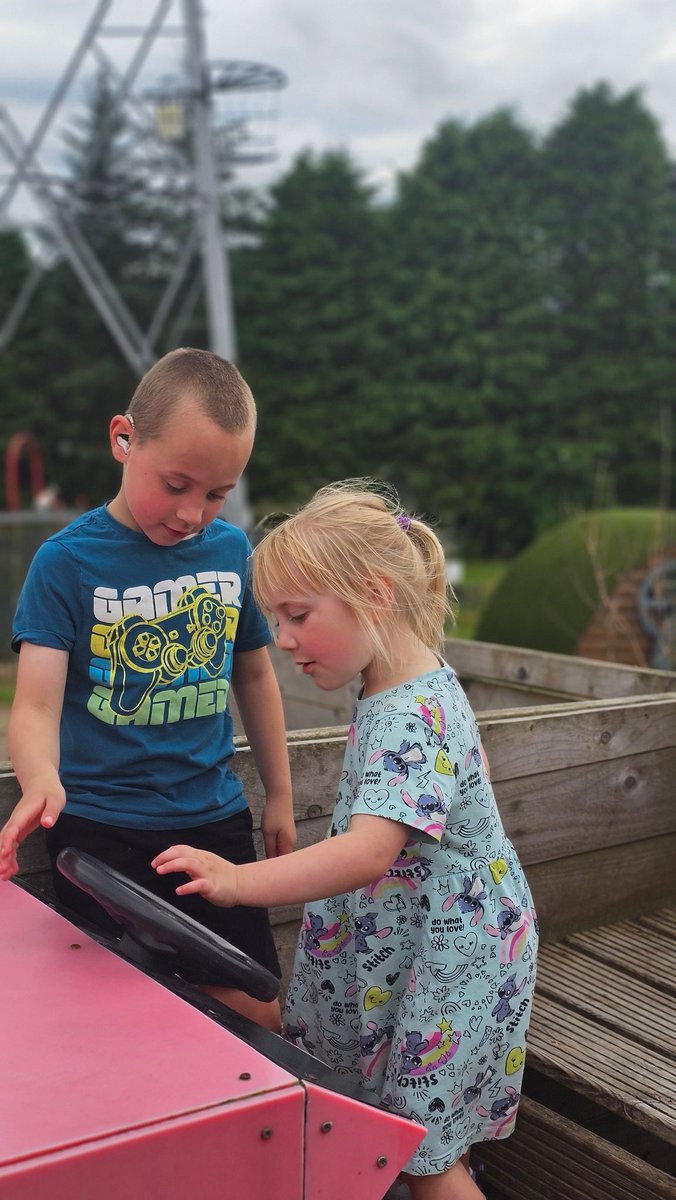Lorna017's tweet photo. Day out at Wynford Farm Park. https://t.co/A9RiXFINB7