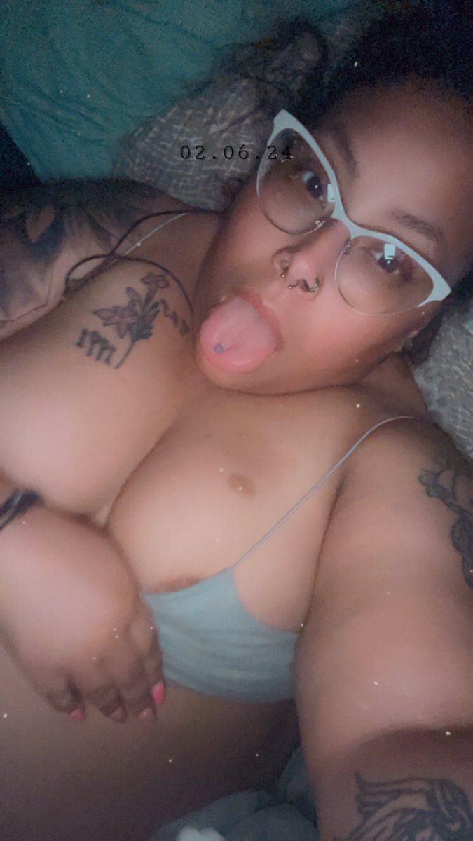 FizzleCaptain's tweet photo. Who wants to buy content??? https://t.co/NrOMXsLLv5