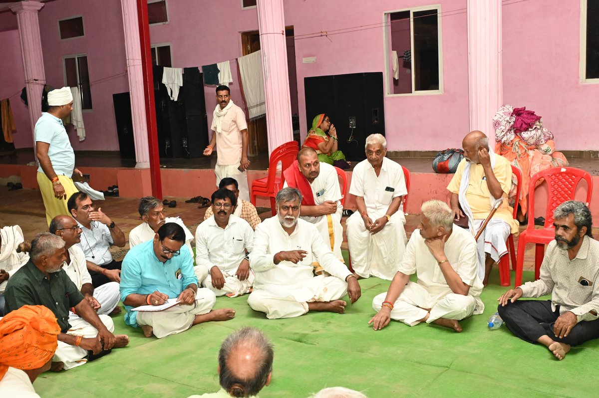 Prahlad Singh Patel ( वृक्ष से जल, जल से जीवन) tweet media