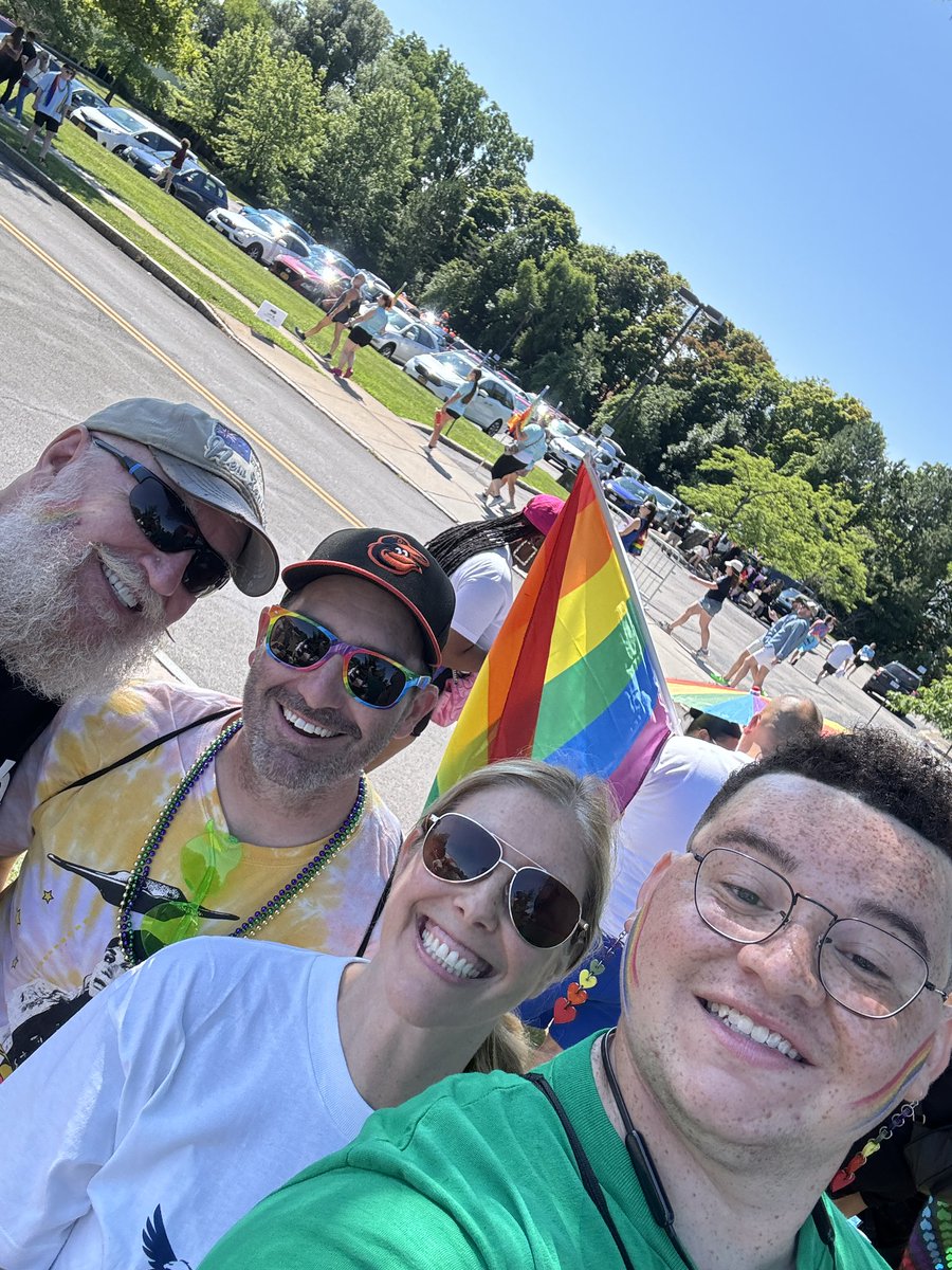 AFSCMECouncil66's tweet photo. Happy Pride! Council 66 joined our brothers & sisters in labor for the Rochester Pride Parade! #ROCpride #UnionStrong @AFSCME https://t.co/elfF2uoNQy