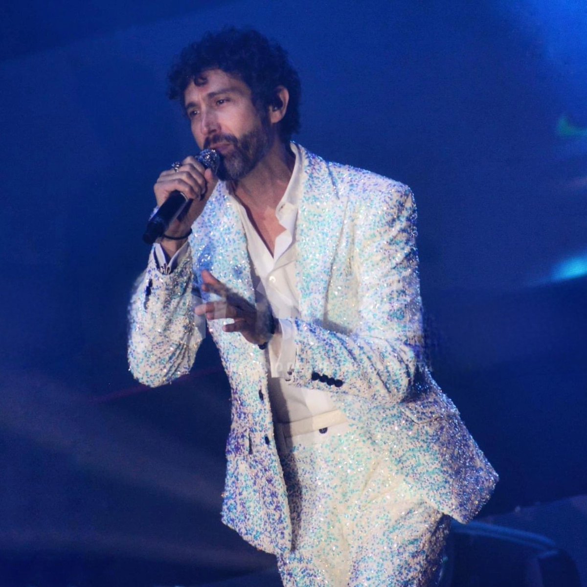 LosBennyFans's tweet photo. Grandes momentos se viven en el @90spoptour con nuestro querido @bennyibarra.
19 julio 2024
FENADU
@magnetooficial
#bennyibarra #magneto #timbiriche #90spoptour #90spoptourallstars #fenadu #feriadedurango #ferianacionaldedurango https://t.co/B32XAXFROn