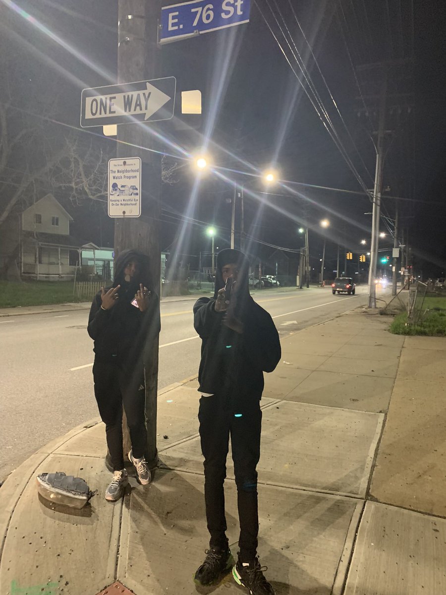 SCARY HOURS! tweet media