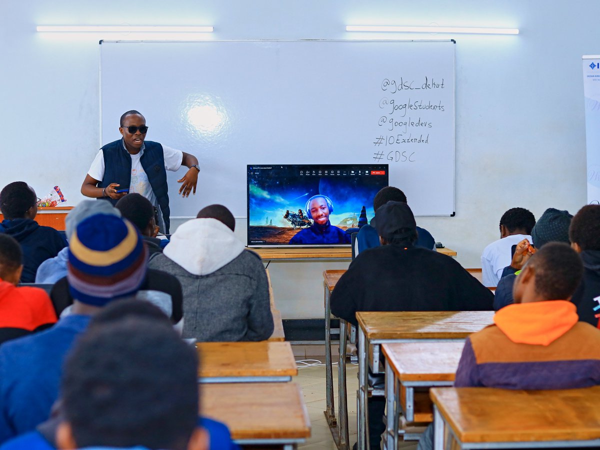 gatere_mark's tweet photo. We had a super successful and insightful Google #IOExtended Campus Edition today at @DeKUTkenya 🥳

It has been an amazing journey and experience serving as the #GDSCLead at Dedan Kimathi University of Technology and working with such a super awesome community 🔥

@Geektutor https://t.co/QhTno2xrTm