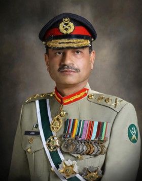جس فوج کا ایسا سربراہ ہو تو وہ فوج کوئی بھی جنگ جیت سکتی ہے۔
#PakistanArmy #COAS