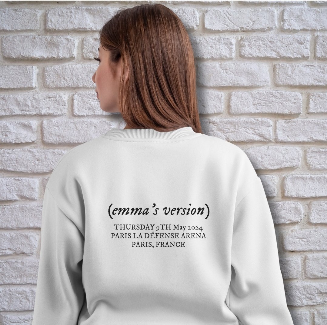 BluesDesigns21's tweet photo. Make your Eras Tour Show special with this personalised sweatshirt!

https://t.co/HKusFzjXws

#TSTheErasTour #TaylorSwiftErasTourTickets #TaylorSwiftErasTour #TSTheErasTourGelsenkirchen #TSTheErasTourGermany  #GermanyTsTheErasTour #HamburgTSTheErasTour #TSTheErasTourHamburg https://t.co/WmB41AgbG5