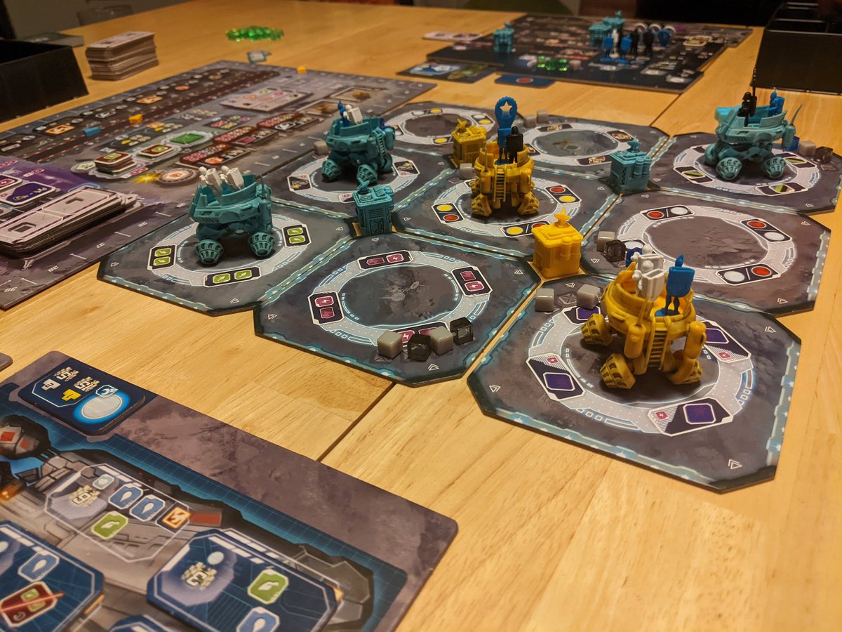 Had a delightful evening playing From the Moon last night. It's so snappy but intricate. I want to play again today!