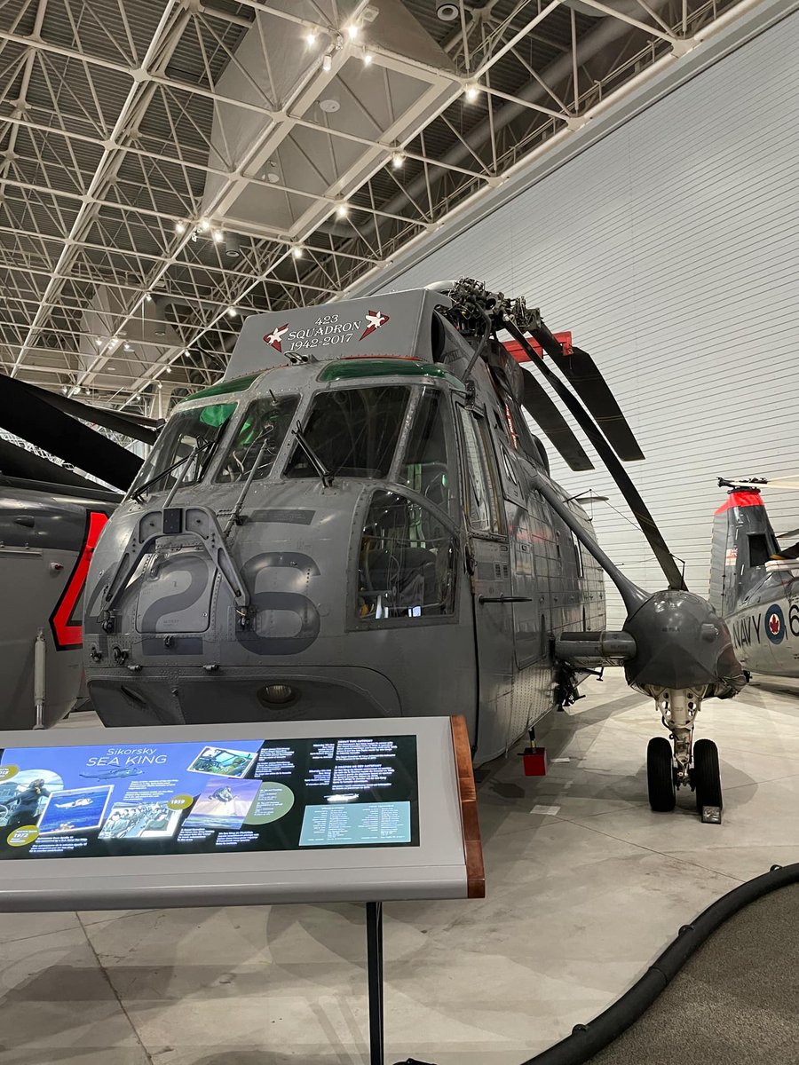 Ben the Black Lab 🇨🇦 🌊🚁🐾 tweet media