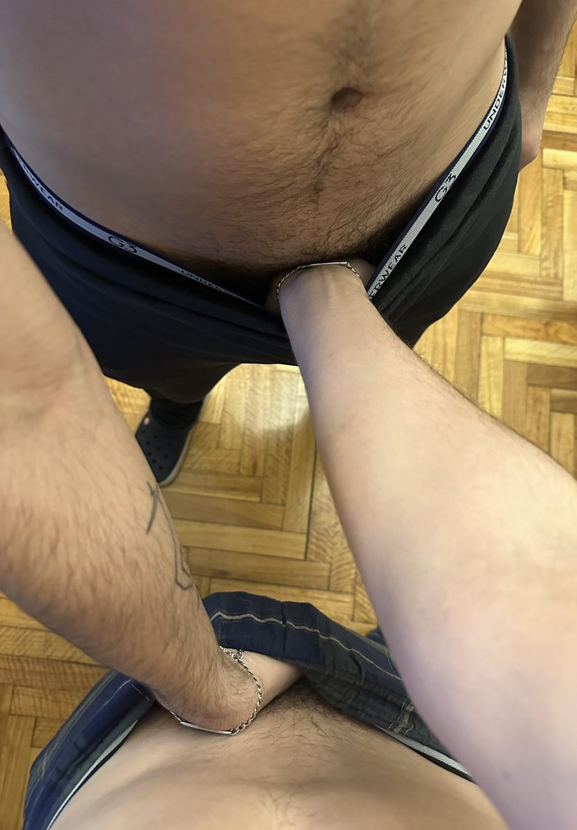 Emaxxx99's tweet photo. Dónde está esa mano amiga para ayudarnos https://t.co/AfhuOHhtZt