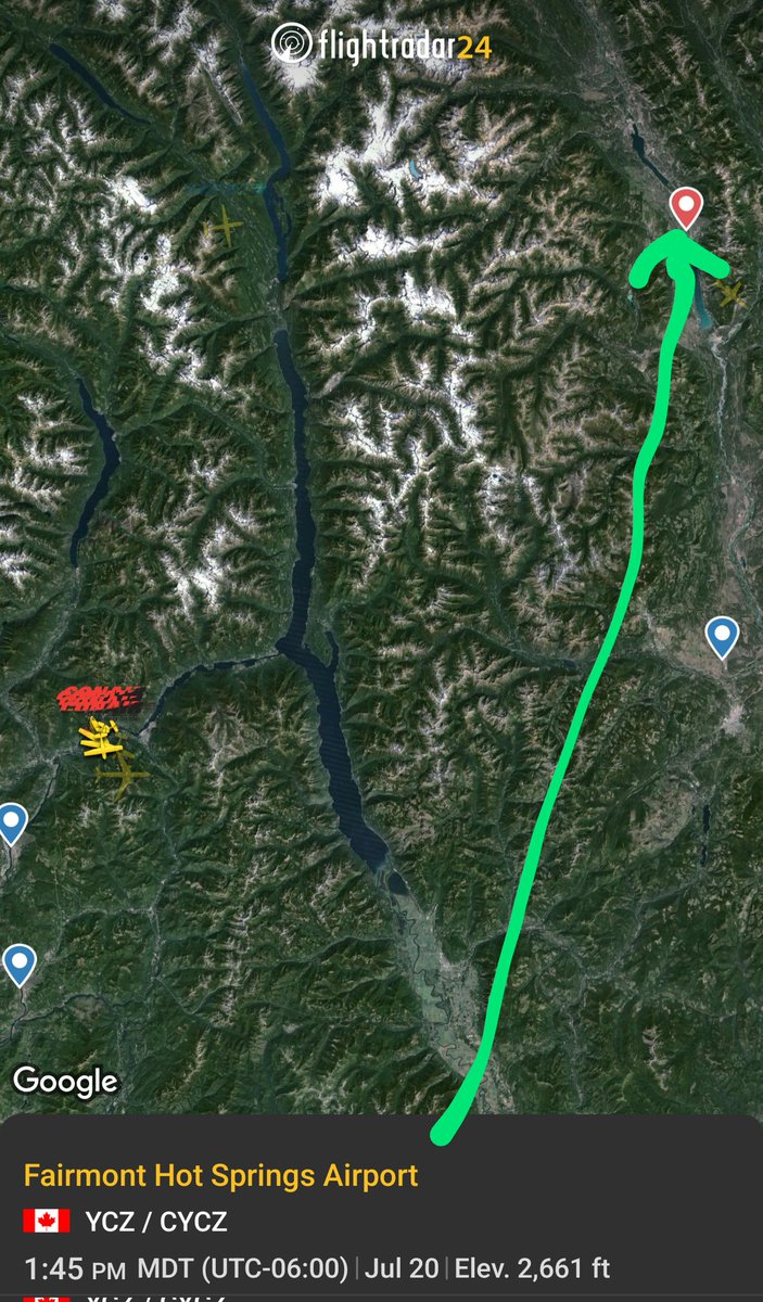 megloops's tweet photo. #Kootenay #BCWildfire
from @flightradar24 showing hugh Aircraft activity as @BCGovFireInfo fighting the many 🔥🔥🔥
Here is a link to #WildfireMap :
https://t.co/Vx0Tdakrwm
Below 2 airports ID to help visualize locations.
@kamscan https://t.co/QpLVDF9Wsi