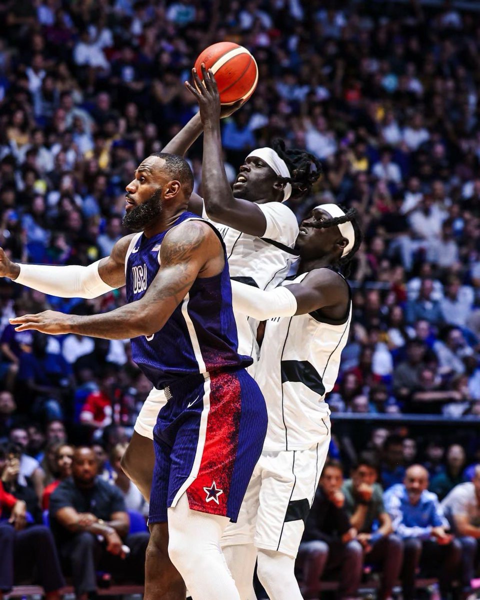 لامن  تلاقي  الدينكا لأول مره في حياتك ي ليبرون جيمس 

🇸🇸🇸🇸🇸🇸🇸🇸🇸🇸