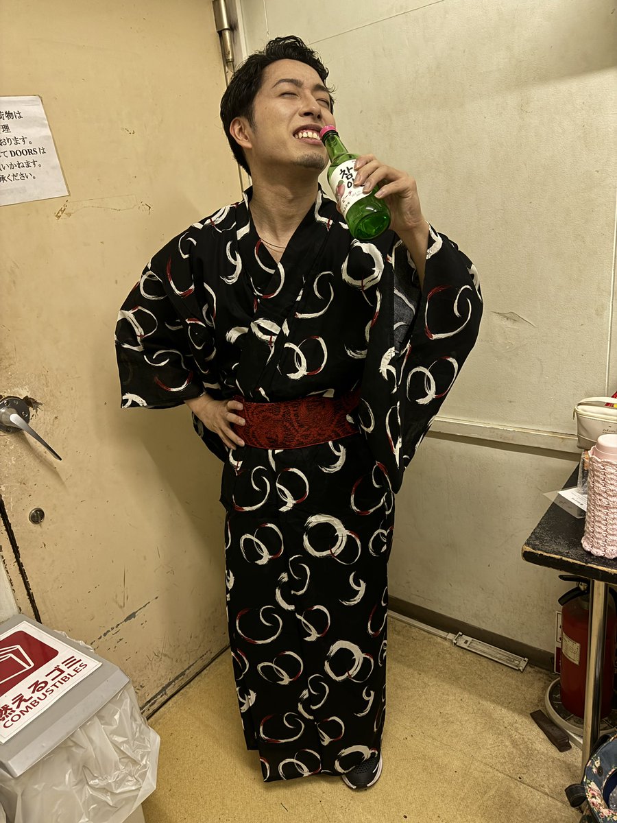 jun_no_heya's tweet photo. 7.19 【ライバー×ライブ 〜夏祭り〜】in初台doors

今回の企画に関わられたみなさん、本当にありがとうございました！

このような素敵な経験をさせていただいた事は、間違いなく私の財産になります。

壇上で感じた感情を大切にして、これからも歌い続けます。

※次回は浴衣にスニーカーはやめます👟 https://t.co/RuIelEHSDO