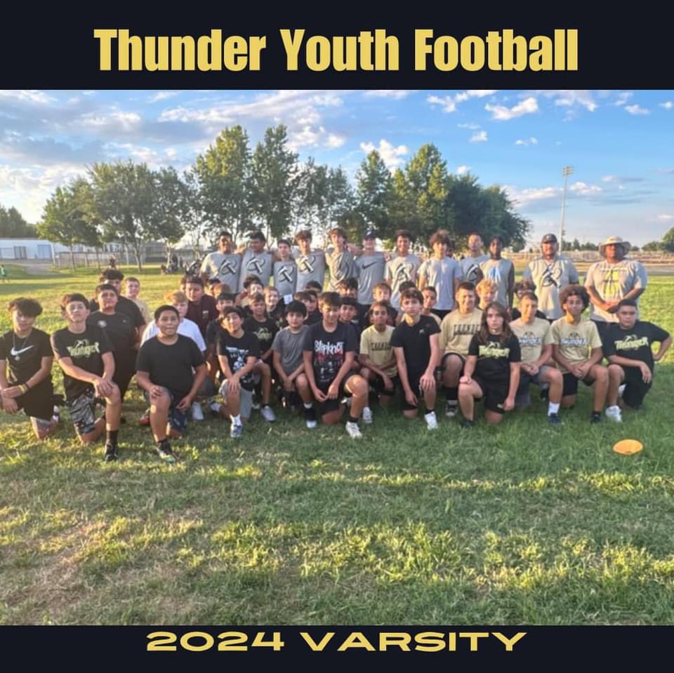 BCThunderFB's tweet photo. What a week it was! Had a great time giving back to our youth with a 3 day camp!
Good luck to @thunderyouthfb as they head into their season!  #BCOE https://t.co/V90a6aaDDD