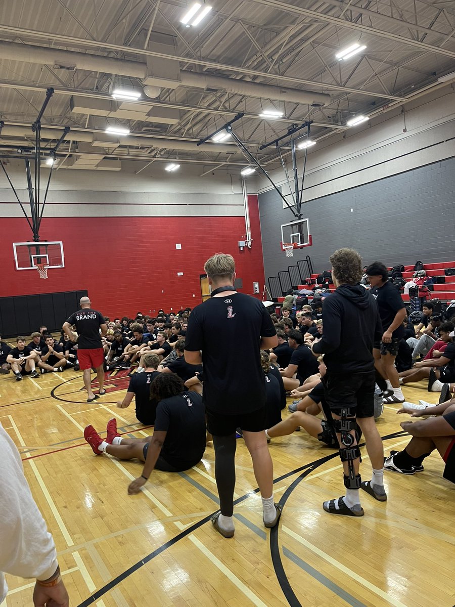 Day 1 Camp T ready to go !
#COL #TDLCC #UnderArmour #LibertyFootball