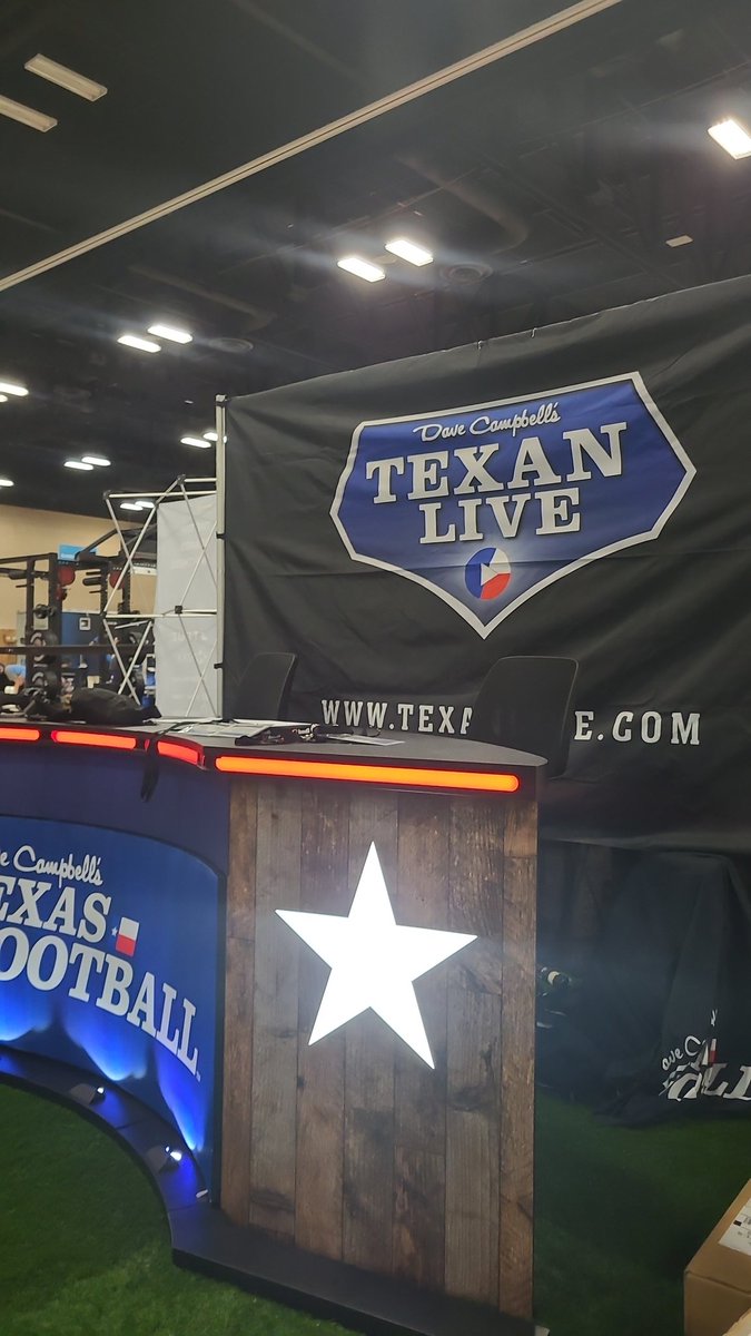 Matt_Stepp817's tweet photo. All set up @THSCAcoaches #txhsfb @dctf https://t.co/zOx6u8HBcd
