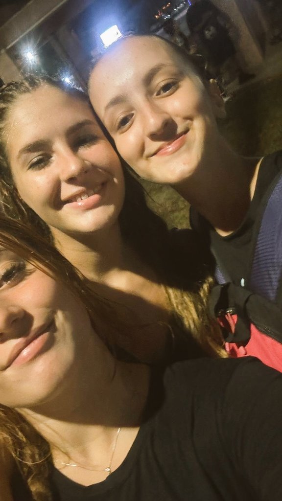 Las celebro todos los dias de mi vida; las amo hermanas.