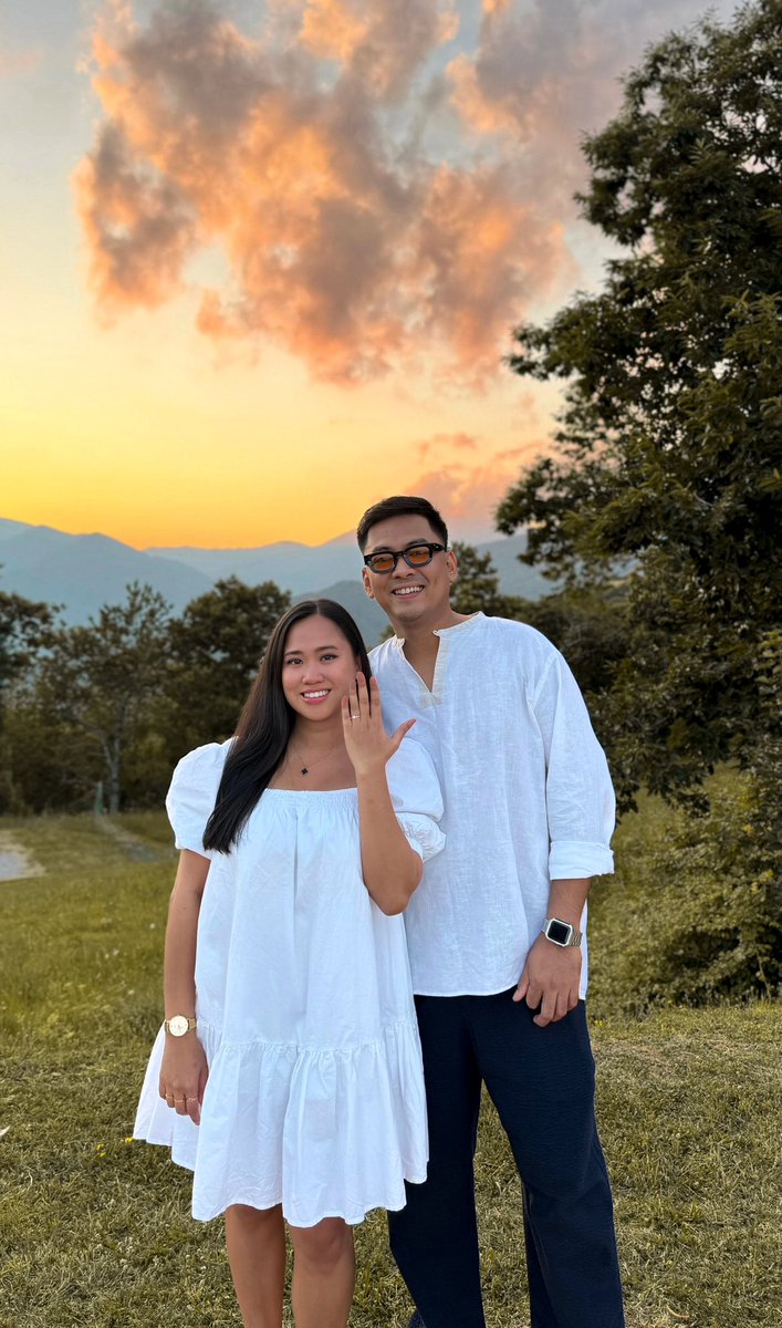 primekatzen's tweet photo. congrats ate and justine. finally after 8 years huhu iyak na ko😭🤍 @faemaaliw @JustineSamia https://t.co/PfSysRgyfn