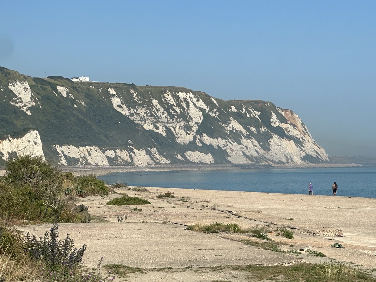 KTATOK's tweet photo. This week I went on the Geopark Ambassador programme hosted by the good people of @KentDownsNL. We explored what plans are afoot for the aspiring @UNESCOUK Geopark encompassing the Kentish North Downs and our cousins across the channel with their similarly chalkly geology. 1/2 https://t.co/qZw8b5M4ED