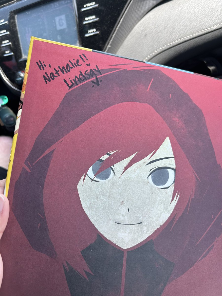 RedLikeRoses_'s tweet image. // Meeting all four of them was a literal dream come true! ☺️💜 @IAmLindsayJones @Kara4tx @bdunkelman Thank you again for being so sweet and kind to talk to!