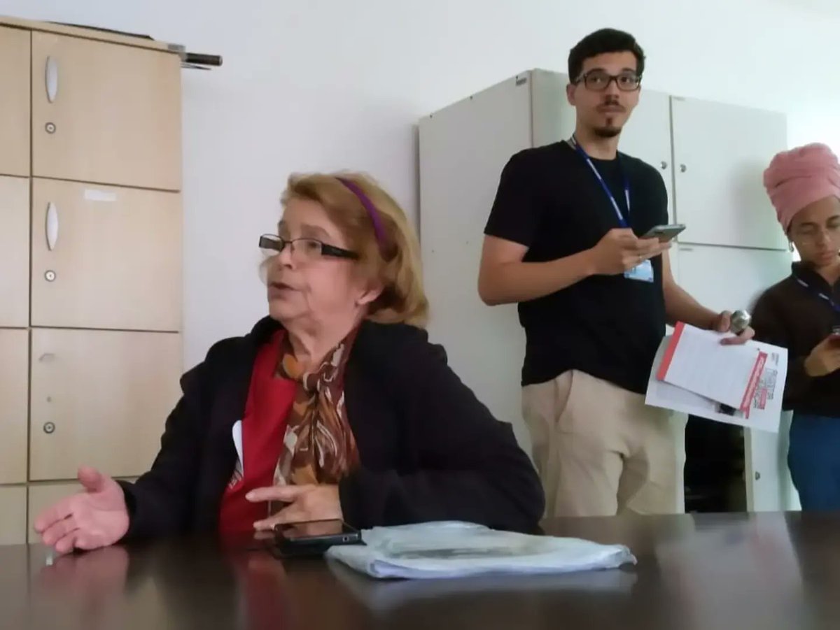 SJSP_Chapa1's tweet photo. #Chapa1NaEstrada | Entrada na redação do Diário do Grande ABC, onde tratamos da campanha salarial de jornais e revistas do do interior, questões diversas da categoria e apresentamos a chapa. ✊🏽✊🏽 https://t.co/9BgHgHhp9c