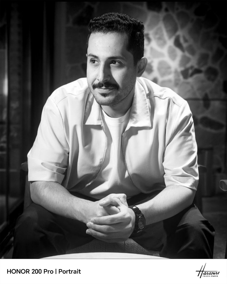 امتلك #مشاري_العتيبي الأستوديو الأحترافي الخاص به واصبح جاهز للتصوير في أي وقت.

الآن دورك لتجربة هاتف #HONOR200Pro المزود بتقنية الذكاء الاصطناعي لتصوير البورتريه وأظهر أفضل نسخه منك ✨
اطلب مسبقأ الآن. bit.ly/3ScjQZE
#bestAiportraitPhone
#مشاري_العتيبي_HONOR