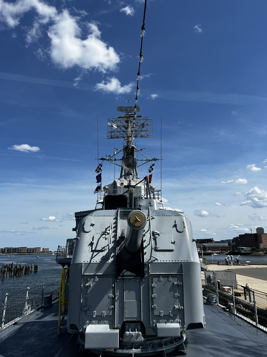 Costello_jack99's tweet photo. There are two wolves inside me:

One that wants to report contact positions on the big lit CIC board

One that wants to report contacts from the fore topmast and run up the topgallants https://t.co/VniSnn1YNl