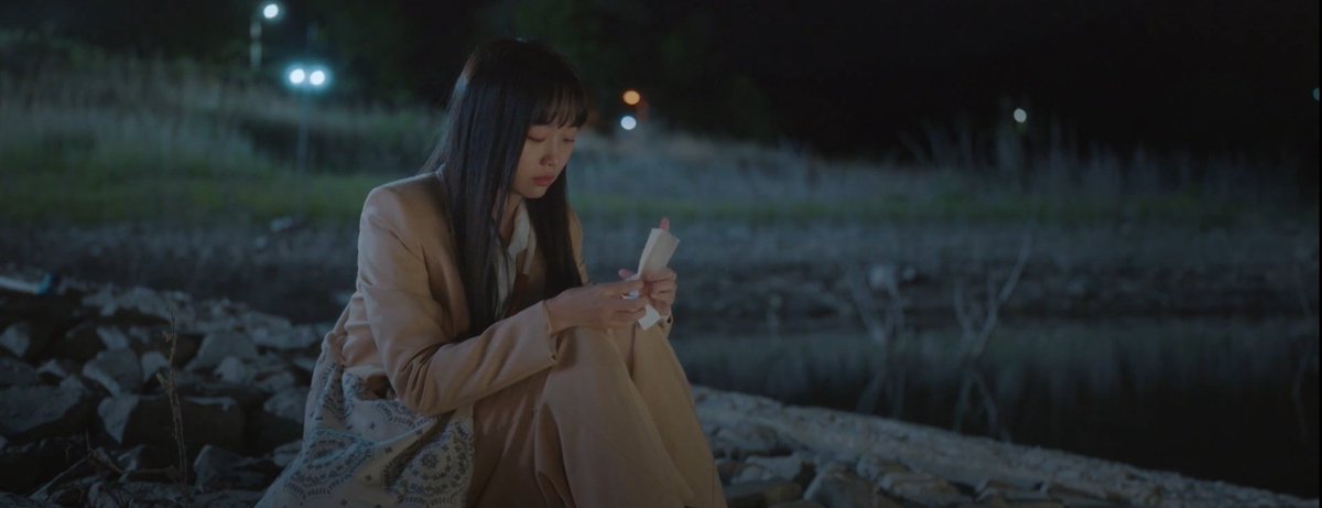 _marielagaes's tweet photo. iniciando con my perfect stranger, desde while you were sleeping no me atrapaba un drama de esta manera desde el ep 1 ✨ iniciamos muy fuerte, máquina del tiempo, serialkiller, viajes en el tiempo, mi primer drama de ambos actores, estoy maravillada! 💗💗💗
#myperfectstrangerep1 https://t.co/u8p9Xk9YZn