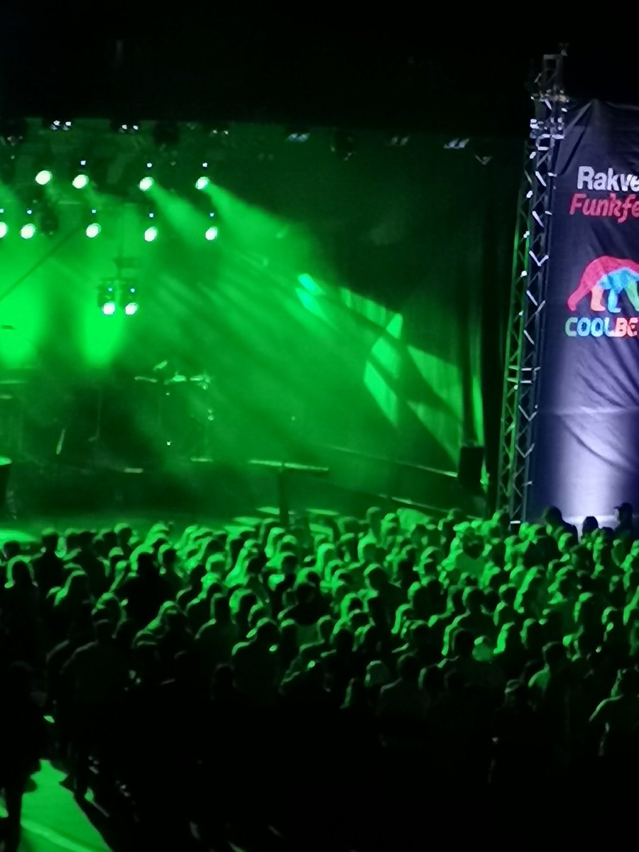 Ootavad ansamblit Arg Park