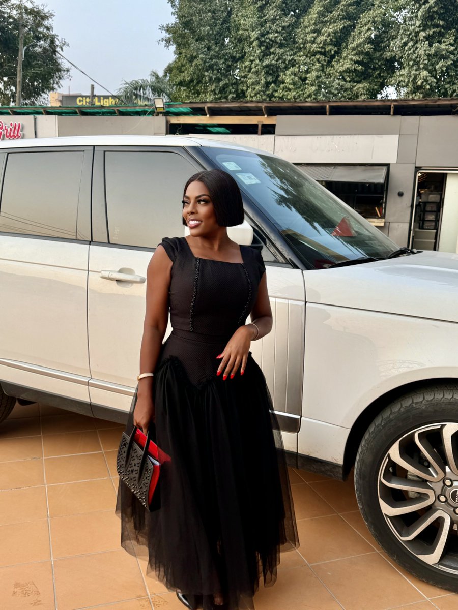 nana aba tweet media